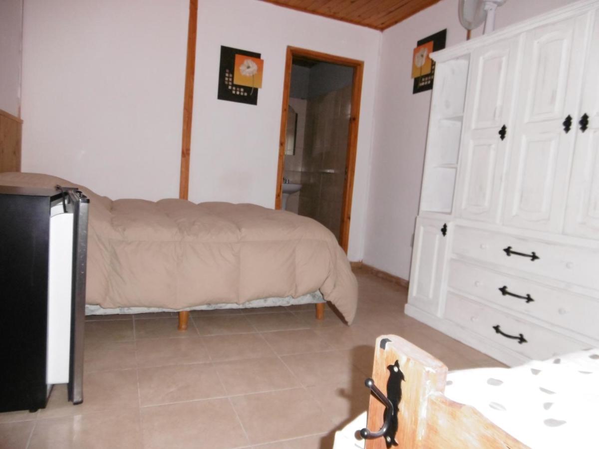 Hostel La Casa De Tounens Puerto Madryn Kültér fotó