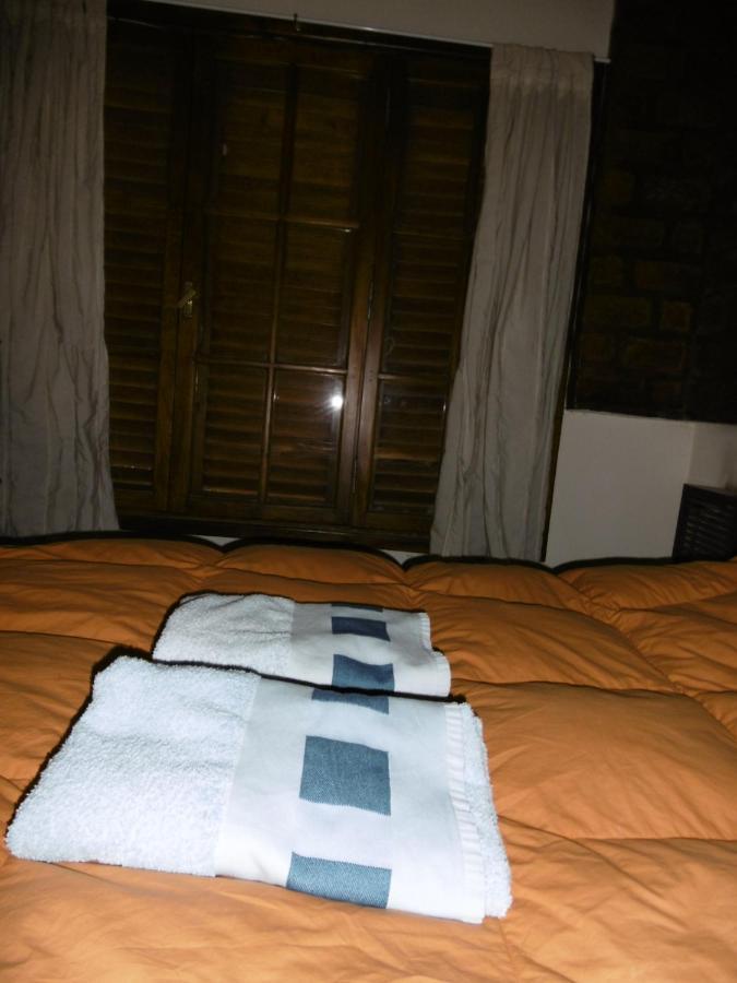 Hostel La Casa De Tounens Puerto Madryn Kültér fotó